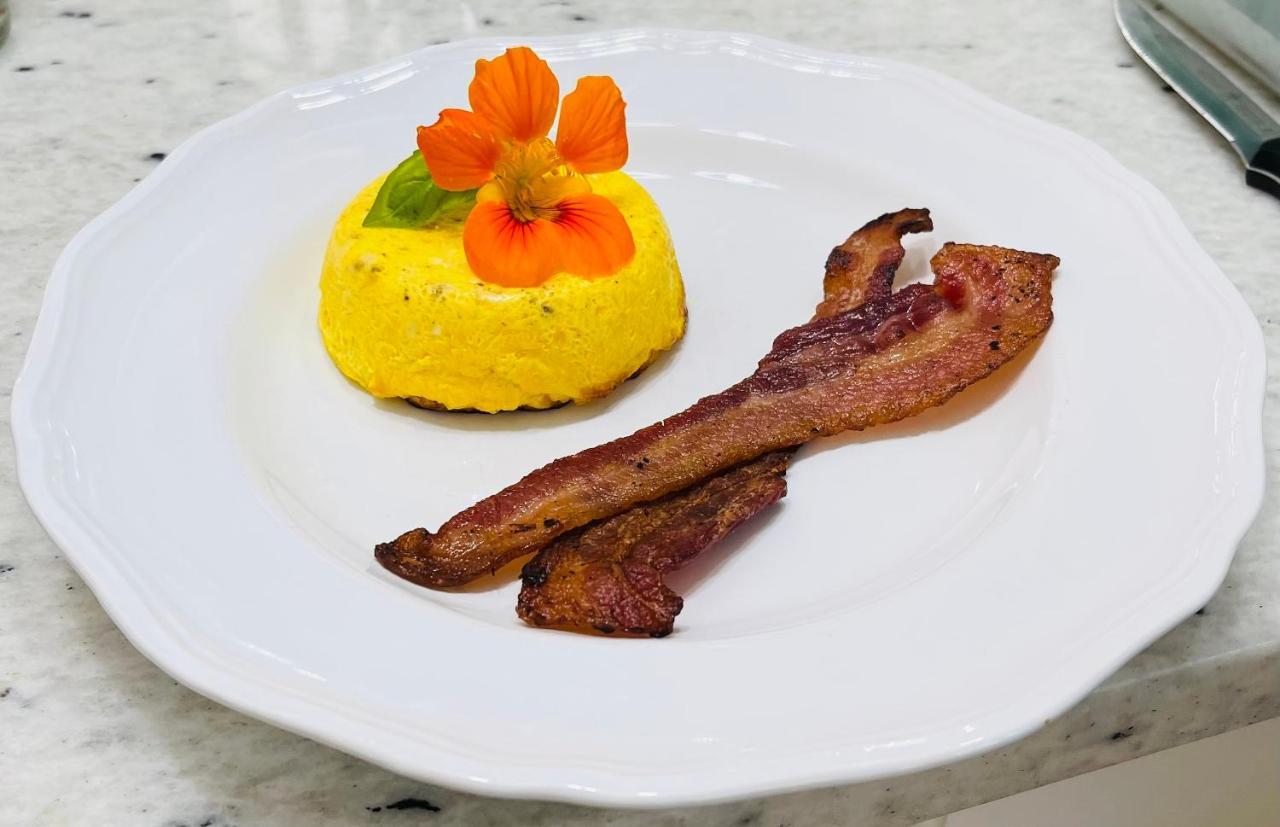 ווינונה Carriage House Bed & Breakfast מראה חיצוני תמונה