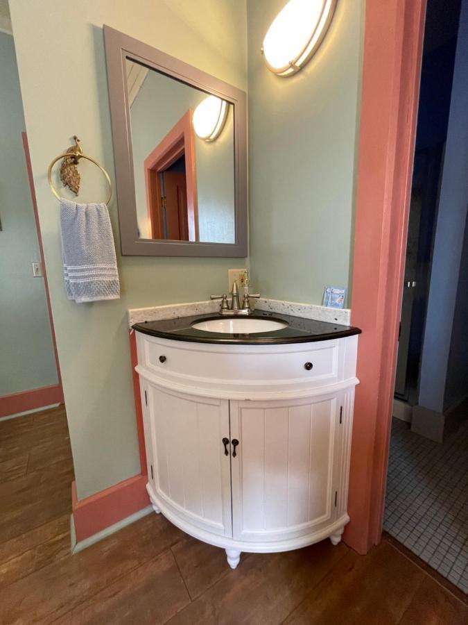 ווינונה Carriage House Bed & Breakfast מראה חיצוני תמונה