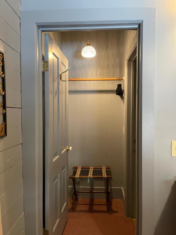 ווינונה Carriage House Bed & Breakfast מראה חיצוני תמונה