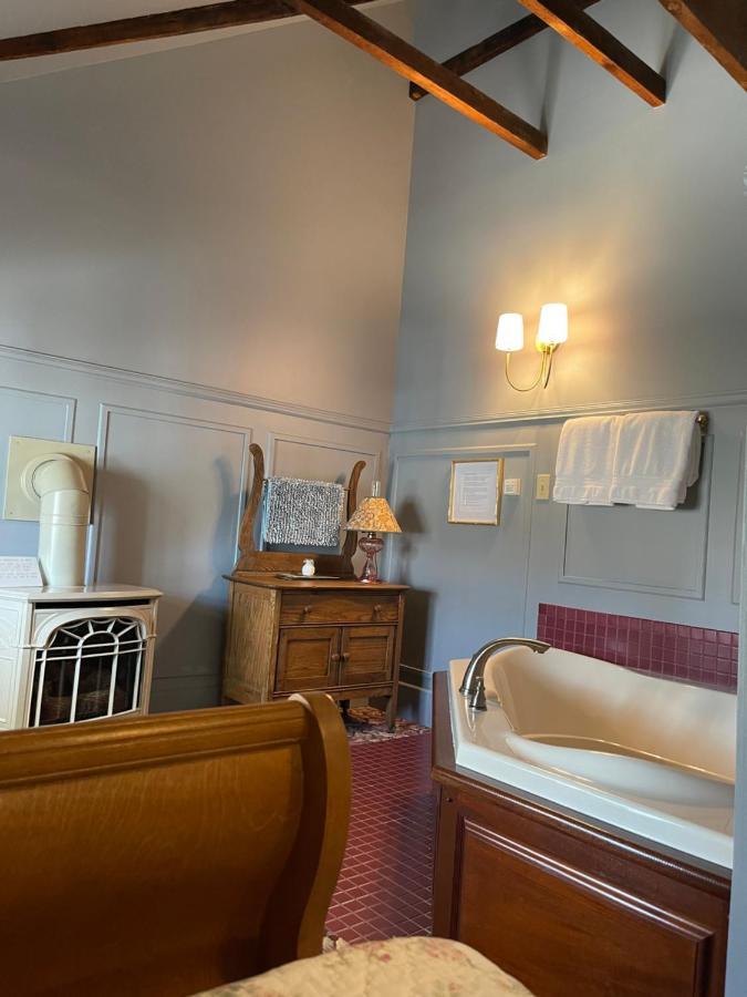 ווינונה Carriage House Bed & Breakfast מראה חיצוני תמונה