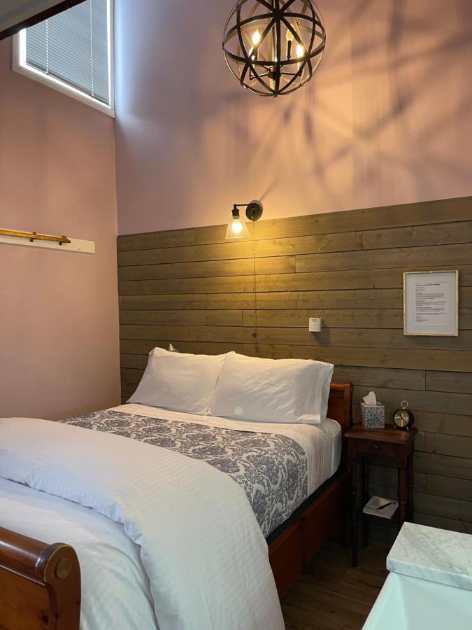 ווינונה Carriage House Bed & Breakfast מראה חיצוני תמונה