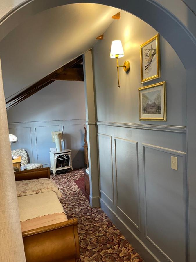 ווינונה Carriage House Bed & Breakfast מראה חיצוני תמונה