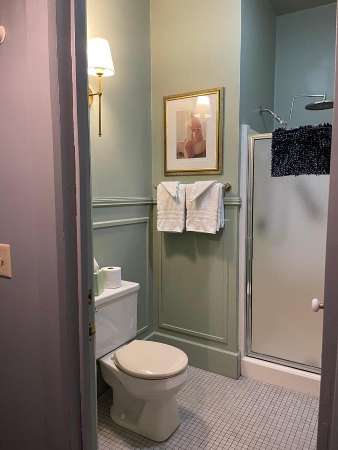 ווינונה Carriage House Bed & Breakfast מראה חיצוני תמונה